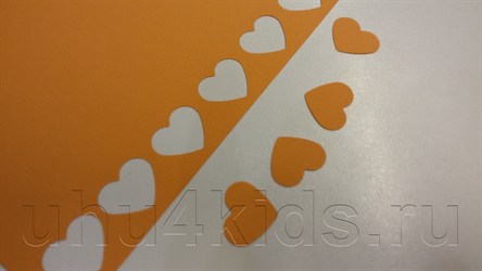 http://uhu4kids.ru/catalog/klei_uhu_dlya_bumagi_2/universalnyi_klei_uhu_twist_glue_3.html